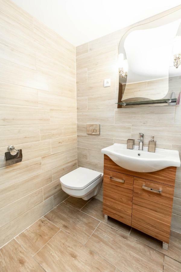Apartament Hugona