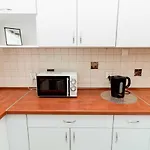 Hugona Apartment